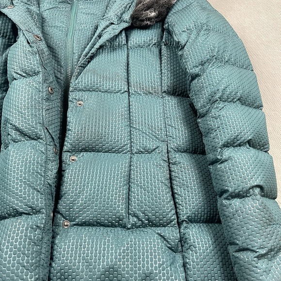 The North Face Jacket Parkina Womens Small Goose Down Long Coat Green Fur Hood - Picture 3 of 13
